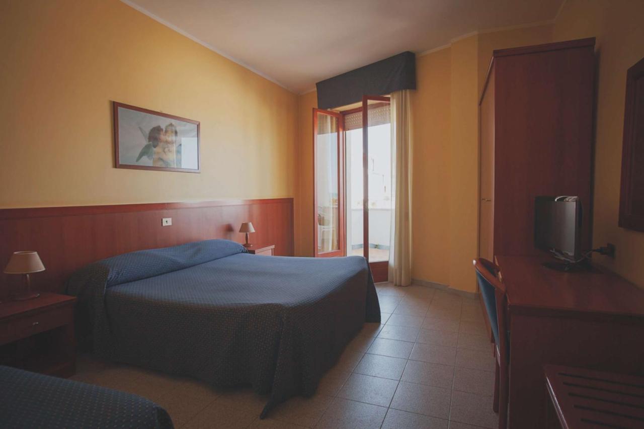 Hotel Rio Vasto Exterior foto
